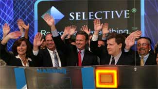 Following the introduction of the field underwriting and claims programs and PC-based automation, the road ahead was clearly the integration of highly personalized customer service. 